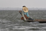 pécheur sur le lac Inlé. - MYANMAR mai 2015